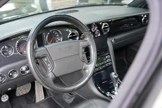 Foto 73 di 132: Bentley Arnage T “Diamond Black” VAT CAR!
