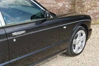 Foto 80 di 132: Bentley Arnage T “Diamond Black” VAT CAR!