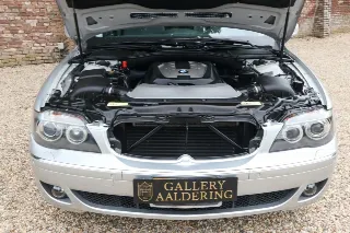 Foto 34 di 125: BMW 750i Luxurious and stylish “70.745 kms history”