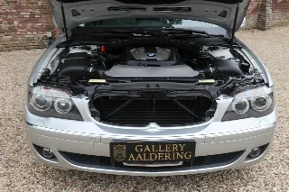 Foto 55 di 125: BMW 750i Luxurious and stylish “70.745 kms history”