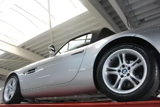 Foto 14 di 120: BMW Z8 Roadster “Pristine condition”