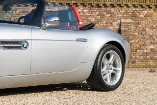 Foto 34 di 120: BMW Z8 Roadster “Pristine condition”