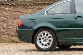 Foto 25 di 83: BMW 323 Ci Coupé Farngrün “25.000 kilometers”