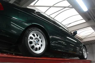 Foto 54 di 83: BMW 323 Ci Coupé Farngrün “25.000 kilometers”