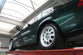 Foto 55 di 83: BMW 323 Ci Coupé Farngrün “25.000 kilometers”