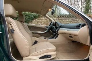 Foto 59 di 83: BMW 323 Ci Coupé Farngrün “25.000 kilometers”