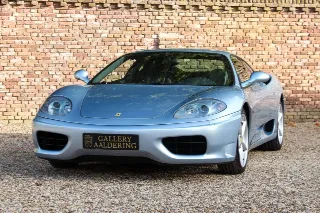Foto 15 di 121: Ferrari 360 Modena One of only 25 sunroof factory delivery!