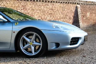 Foto 82 di 121: Ferrari 360 Modena One of only 25 sunroof factory delivery!