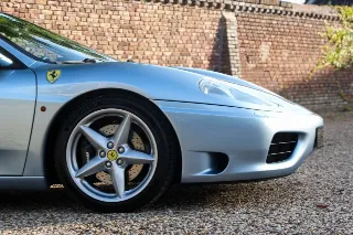 Foto 84 di 121: Ferrari 360 Modena One of only 25 sunroof factory delivery!