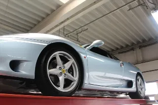 Foto 9 di 121: Ferrari 360 Modena One of only 25 sunroof factory delivery!