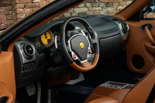 Foto 23 di 137: Ferrari F430 Spider F1 “37.000 km and single ownership”
