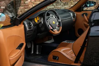Foto 61 di 137: Ferrari F430 Spider F1 “37.000 km and single ownership”