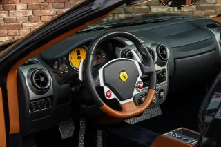 Foto 87 di 137: Ferrari F430 Spider F1 “37.000 km and single ownership”