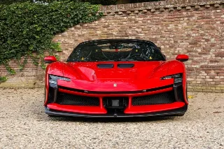 Foto 117 di 138: Ferrari SF90 XX Spider “Dealer mileage only – It’s new” EXCL. VAT, NETTO!