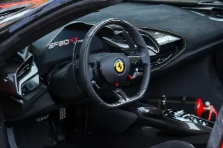 Foto 3 di 138: Ferrari SF90 XX Spider “Dealer mileage only – It’s new” EXCL. VAT, NETTO!