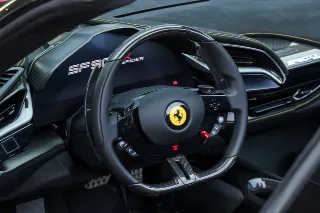 Foto 43 di 138: Ferrari SF90 XX Spider “Dealer mileage only – It’s new” EXCL. VAT, NETTO!