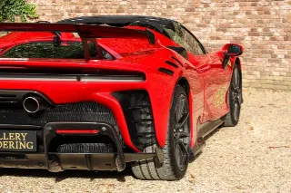 Foto 98 di 138: Ferrari SF90 XX Spider “Dealer mileage only – It’s new” EXCL. VAT, NETTO!
