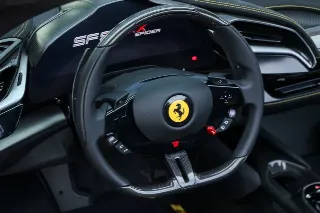 Foto 99 di 138: Ferrari SF90 XX Spider “Dealer mileage only – It’s new” EXCL. VAT, NETTO!