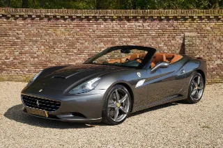Foto 1 di 119: Ferrari California 4.3 “Tasteful Grigio Silverstone”