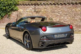 Foto 25 di 119: Ferrari California 4.3 “Tasteful Grigio Silverstone”