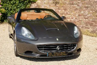 Foto 34 di 119: Ferrari California 4.3 “Tasteful Grigio Silverstone”
