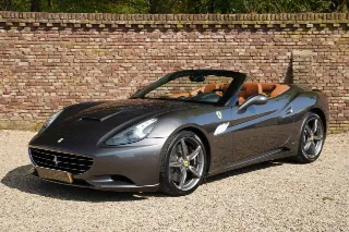 Foto 55 di 119: Ferrari California 4.3 “Tasteful Grigio Silverstone”