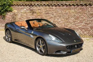 Foto 56 di 119: Ferrari California 4.3 “Tasteful Grigio Silverstone”
