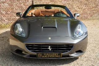 Foto 58 di 119: Ferrari California 4.3 “Tasteful Grigio Silverstone”