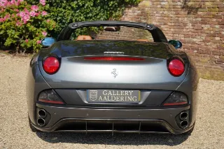 Foto 5 di 119: Ferrari California 4.3 “Tasteful Grigio Silverstone”