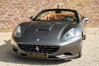 Foto 60 di 119: Ferrari California 4.3 “Tasteful Grigio Silverstone”