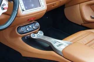 Foto 82 di 119: Ferrari California 4.3 “Tasteful Grigio Silverstone”