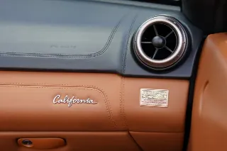 Foto 96 di 119: Ferrari California 4.3 “Tasteful Grigio Silverstone”