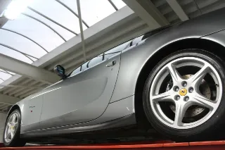 Foto 11 di 105: Ferrari 612 Scaglietti