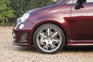 Foto 26 di 102: Fiat Abarth 695 Edizione Maserati “№333 of 499”