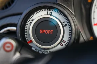 Foto 36 di 102: Fiat Abarth 695 Edizione Maserati “№333 of 499”