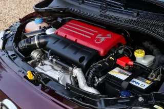 Foto 4 di 102: Fiat Abarth 695 Edizione Maserati “№333 of 499”