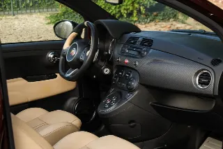 Foto 56 di 102: Fiat Abarth 695 Edizione Maserati “№333 of 499”