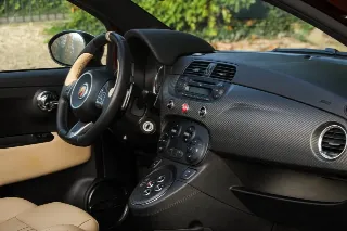 Foto 98 di 102: Fiat Abarth 695 Edizione Maserati “№333 of 499”