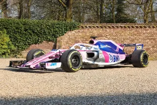 Foto 13 di 48: Force India Mercedes VJM10 Formula 1 “Ex-Esteban Ocon – Nine points-scoring finishes in 2017”