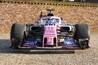Foto 14 di 48: Force India Mercedes VJM10 Formula 1 “Ex-Esteban Ocon – Nine points-scoring finishes in 2017”