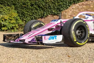 Foto 16 di 48: Force India Mercedes VJM10 Formula 1 “Ex-Esteban Ocon – Nine points-scoring finishes in 2017”