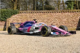 Foto 26 di 48: Force India Mercedes VJM10 Formula 1 “Ex-Esteban Ocon – Nine points-scoring finishes in 2017”