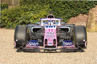 Foto 4 di 48: Force India Mercedes VJM10 Formula 1 “Ex-Esteban Ocon – Nine points-scoring finishes in 2017”