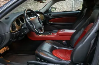 Foto 88 di 106: Jaguar XK8 4.2 Coupe “Slate Grey – XKR Optics”