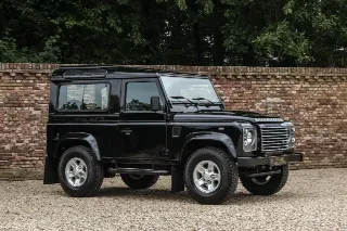 Foto 40 di 102: Land Rover Defender 90 Station Wagon “1st owner and 131.000 kms”