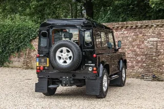 Foto 47 di 102: Land Rover Defender 90 Station Wagon “1st owner and 131.000 kms”