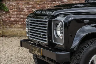 Foto 52 di 102: Land Rover Defender 90 Station Wagon “1st owner and 131.000 kms”