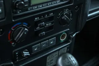 Foto 56 di 102: Land Rover Defender 90 Station Wagon “1st owner and 131.000 kms”