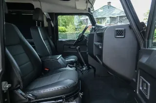 Foto 64 di 102: Land Rover Defender 90 Station Wagon “1st owner and 131.000 kms”