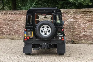 Foto 6 di 102: Land Rover Defender 90 Station Wagon “1st owner and 131.000 kms”